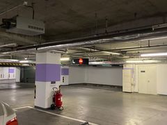 -三里屯SOHO-地下停车场