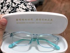 -同仁验光配镜(中心店)