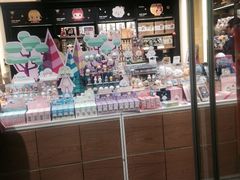 -泡泡玛特POPMART(杭州乐堤港店)