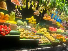 -雍容荟帝王蟹活龙虾展台自助(IFS黑金店)
