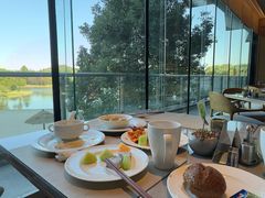 -上海佘山世茂艾美酒店