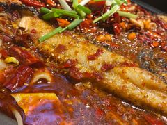 -鸣记脆皮烤鱼·海鲜烤鱼(三八广场店)