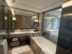 -上海宝华万豪酒店