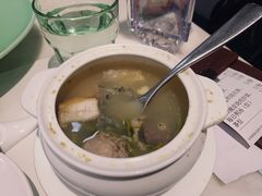 -港丽餐厅(高德置地店)