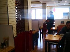 大堂-门框胡同百年卤煮(新街口店)