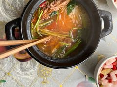 -李记特色罐罐米线(重庆中环大厦店)