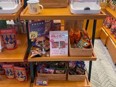 零售区-茶理宜世(岭南站NOVA店)