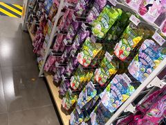 -名创优品(万达广场河东店)