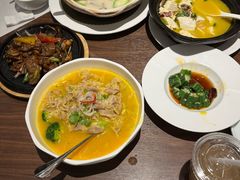 -港丽餐厅(正大店)
