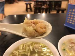 -伍湛记 · 广州老字号(龙津中路店)