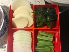 -二荆条·蜀鲜汇城市森林火锅