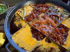 -正南齊北重庆老火锅(光华村直营店)