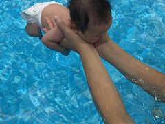 -爱睿思儿童早教亲子游泳(万象城店)