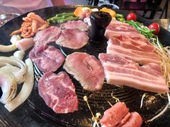 -豚豚家돈돈가韩国锅盖烤肉(新北万达店)