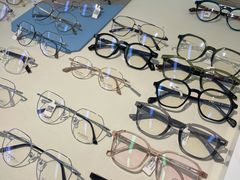 -浮光眼镜·蔡司视觉合作·数字验配中心(陆家嘴店)