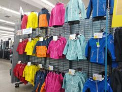 -迪卡侬(顺峰山店)