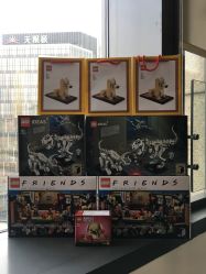 -乐高品牌旗舰店(人民广场店)
