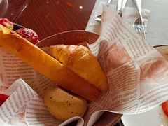 -YUE·6·西式融合餐厅(外滩六号店)