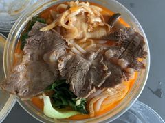 苗家红酸汤牛肉粉-俏凤凰(美林M·LIVE天地东座店)