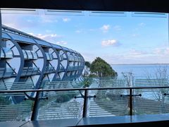 -上海滴水湖皇冠假日酒店