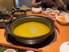-一朵菌·野生菌探索家火锅(南亚店)