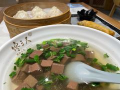 -馋三尺蟹粉小笼(人民广场店)