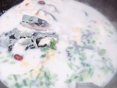 -鲜潭蒸汽石锅鱼(五道口购物中心店)