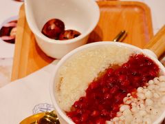 酒酿红豆薏米羹-炖物24章·顺时轻养茶(黄龙店)