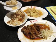 -胡须张鲁肉饭(美食文化馆店)