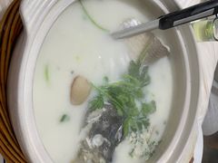 -天乐农家鱼头王(天目湖店)