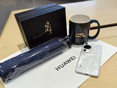 -华为授权体验店(中山公园来福士)