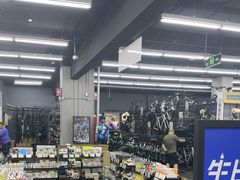 -迪卡侬(越秀公园店)