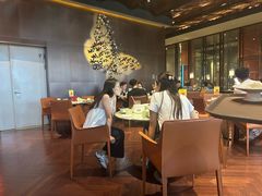 -蝴蝶里·粤菜·点心(滨江龙湖店)