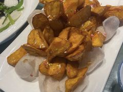 -老码头黑皮肘子锅包肉(赣水路店)