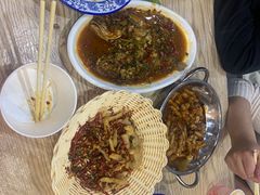 -江城燕子大排档(江汉路步行街店)