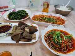 -洪霞餐馆