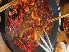 -萍姐火锅·公路夜市(武汉首店)