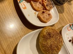 小郑酥烧饼-老城南.鸭血粉丝汤(夫子庙店)