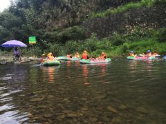 -仙山谷激浪漂流