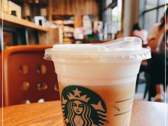 -星巴克(上海汇锦里店)