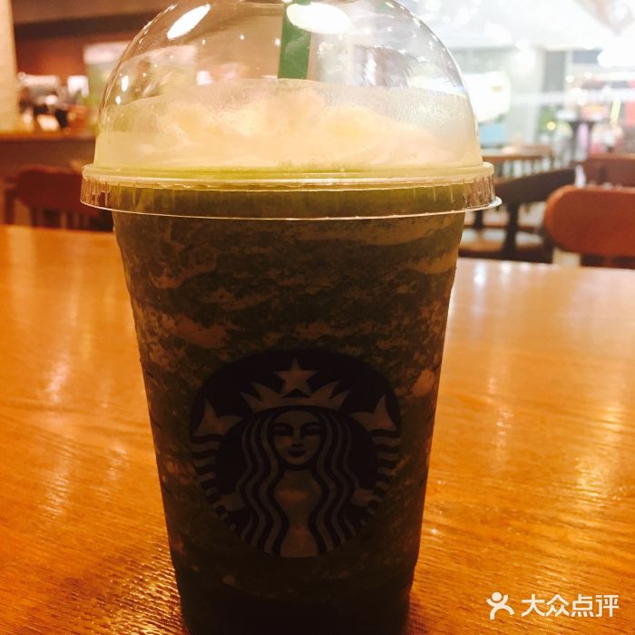 星巴克(泰安万达店)抹茶桃桃星冰乐图片