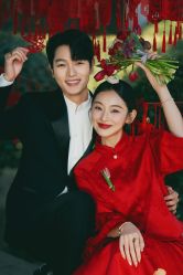 -雪中彩影婚纱摄影·微光艺术中心