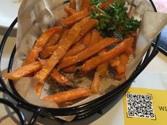 -伯顿西餐厅(厚街香榭丽店)