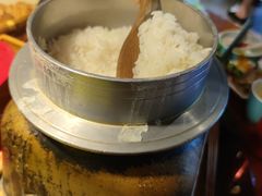 -魏铭鱼头捞饭(晋阳路店)