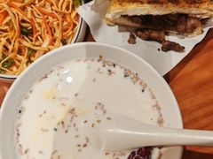 -嘻小北·兰州清汤牛肉面(太平洋森活天地店)