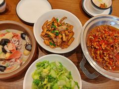 -八碗湘长沙市井菜(坡子街店)