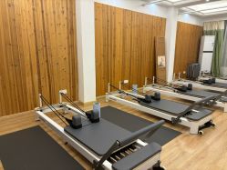 -依灵瑜伽普拉提连锁