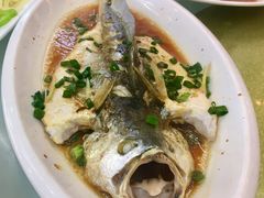 葱油大黄鱼-渔中舟海鲜大排档(普陀沈家门店)