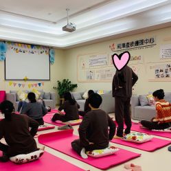 -莉泽月子中心(凯旋江景店)
