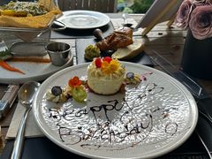 -Mark&Mars Restaurant